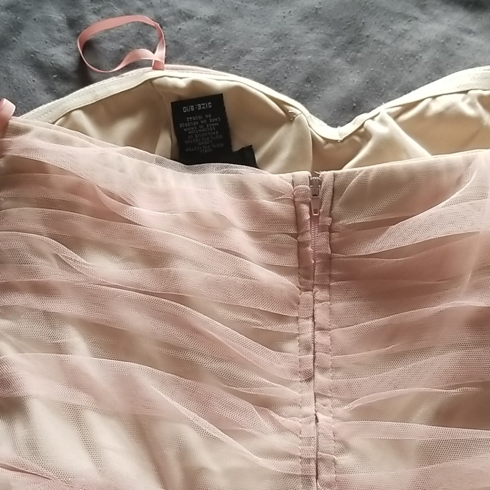 Dress - Picture 4 of 5